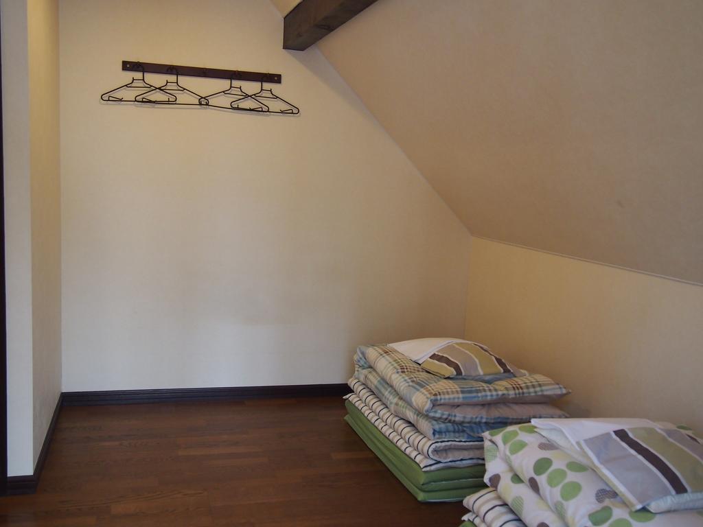 Guesthouse Canterbury Nakasatsunai Exteriör bild